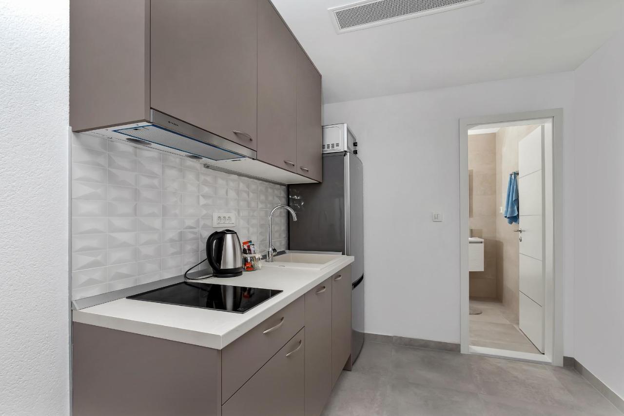 Central Beach Apartments Tučepi Dış mekan fotoğraf