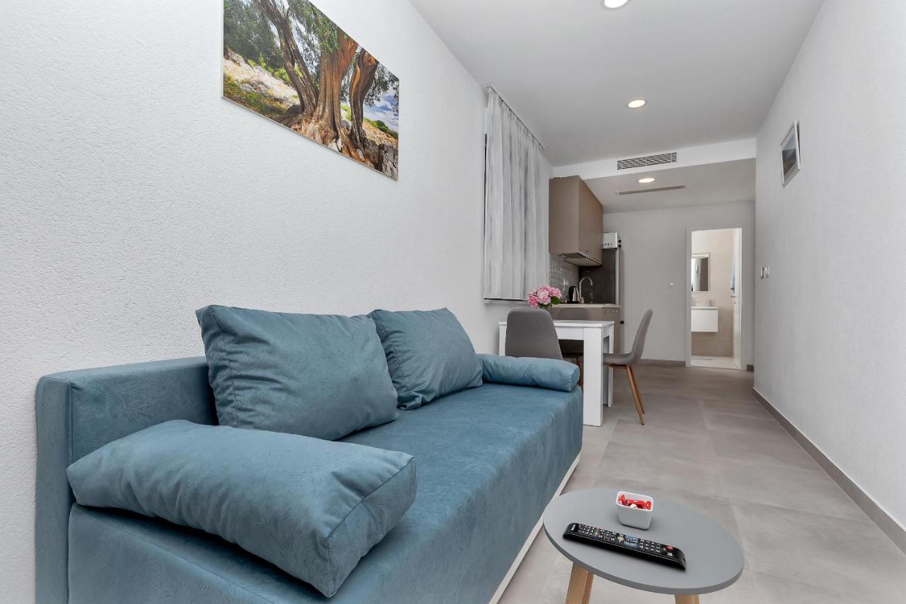 Central Beach Apartments Tučepi Dış mekan fotoğraf