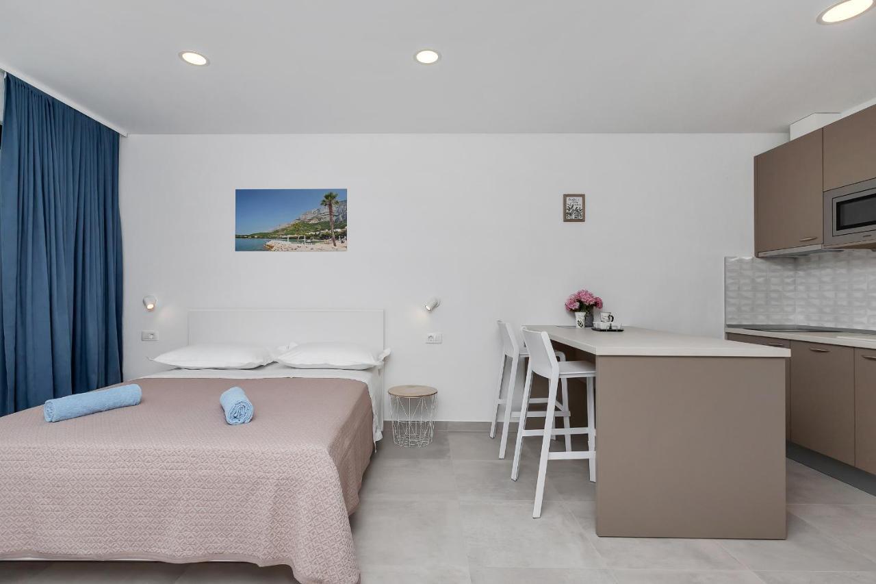Central Beach Apartments Tučepi Dış mekan fotoğraf
