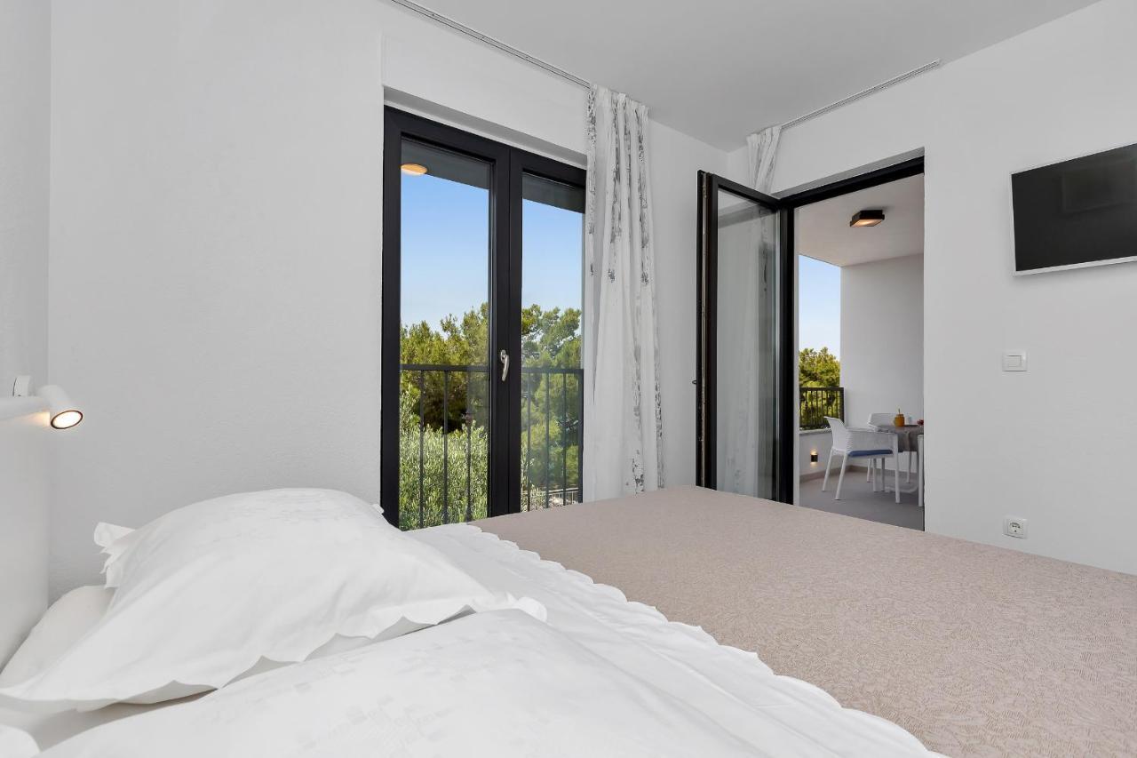 Central Beach Apartments Tučepi Dış mekan fotoğraf