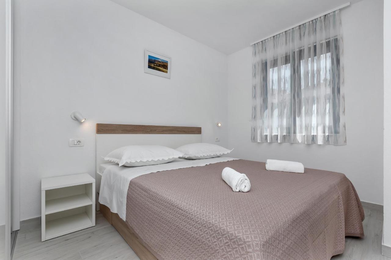 Central Beach Apartments Tučepi Dış mekan fotoğraf